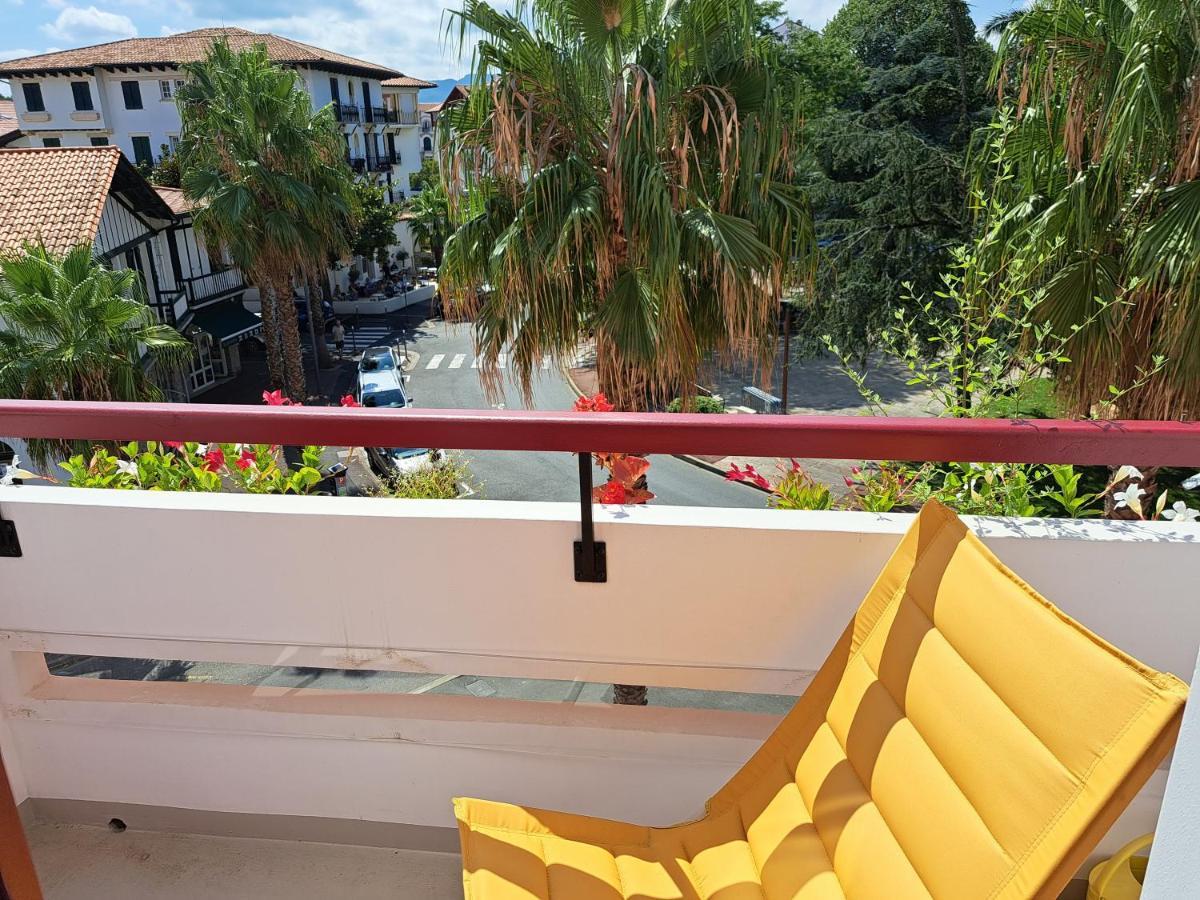Superbe Appartement T3 Au Centre Plage .Parking Hendaye Eksteriør bilde
